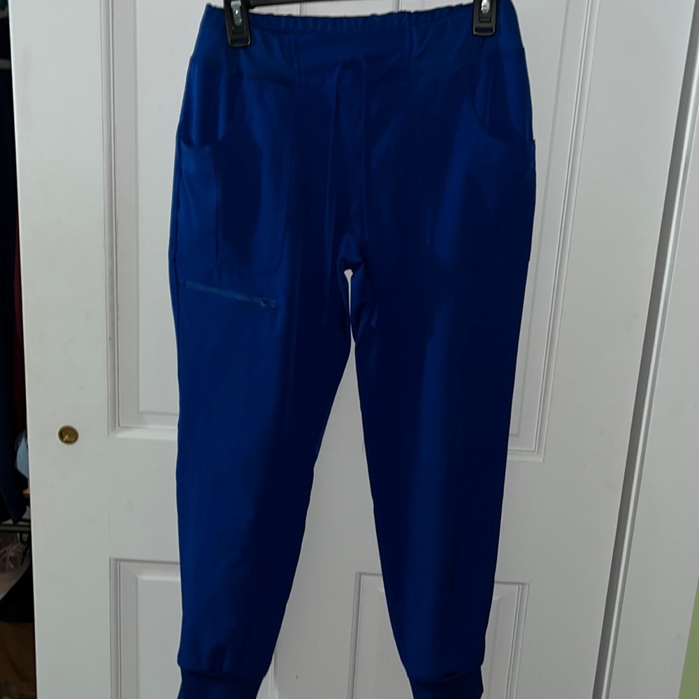 Small blue scrub pants comfortable stretch top